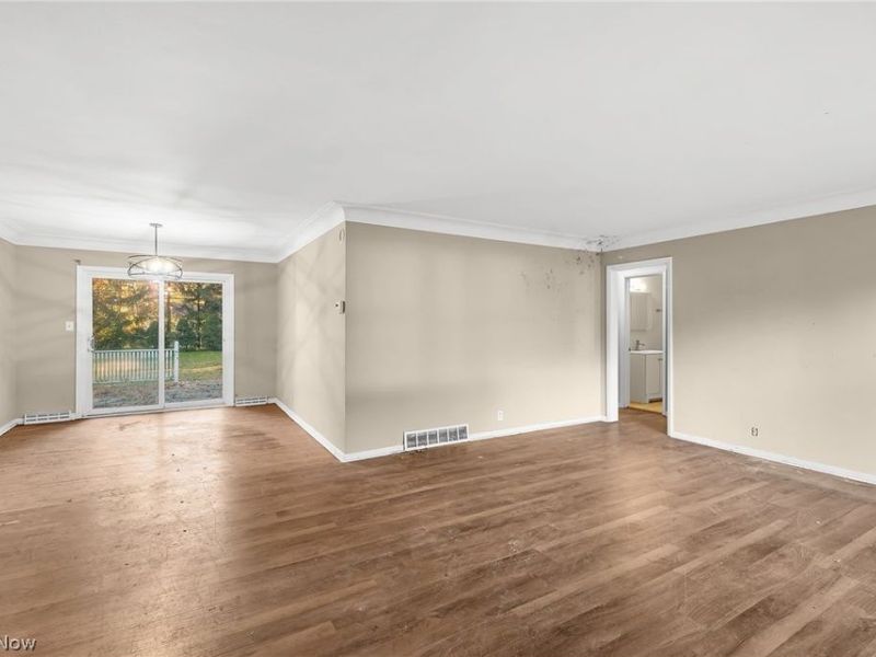 1919 Bremerton Road, Lyndhurst, OH 44124 Photo 4