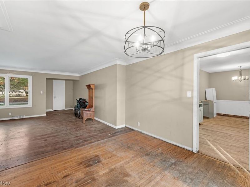 1919 Bremerton Road, Lyndhurst, OH 44124 Photo 6