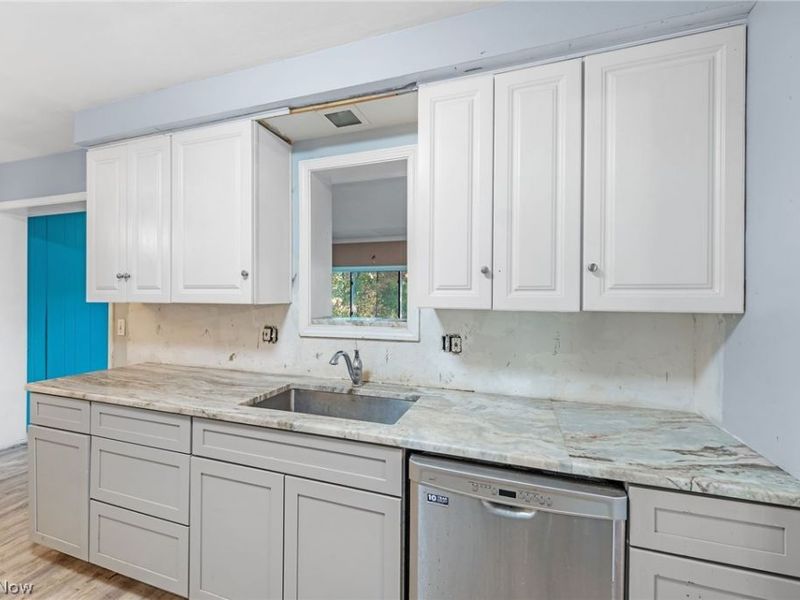 1919 Bremerton Road, Lyndhurst, OH 44124 Photo 7