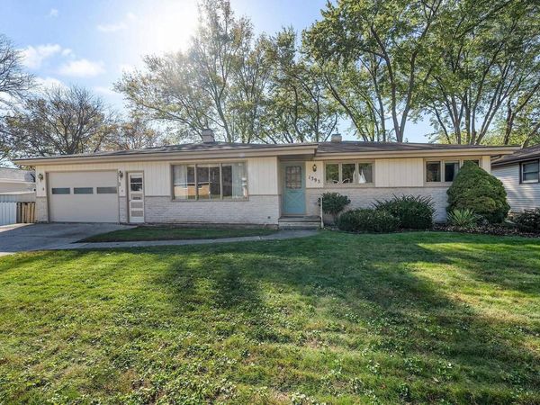 1393 RUSSELL STREET, Green Bay, WI 54304