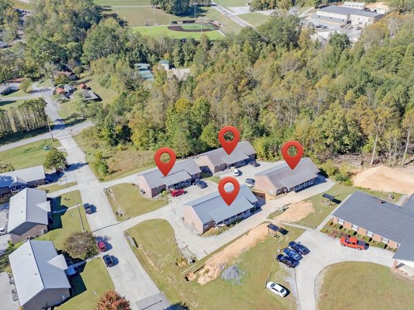 145 Deer Ridge Dr , Dayton, TN 37321