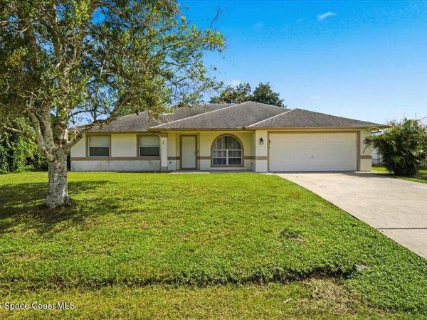 261 Vin Rose Circle SE , Palm Bay, FL 32909