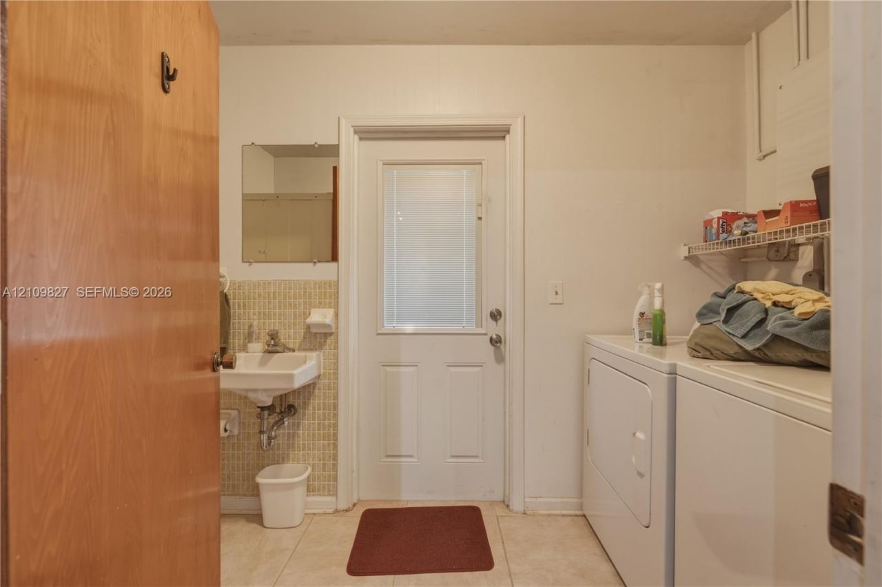 3351 Florida Blvd , Palm Beach Gardens, FL 33410 Photo