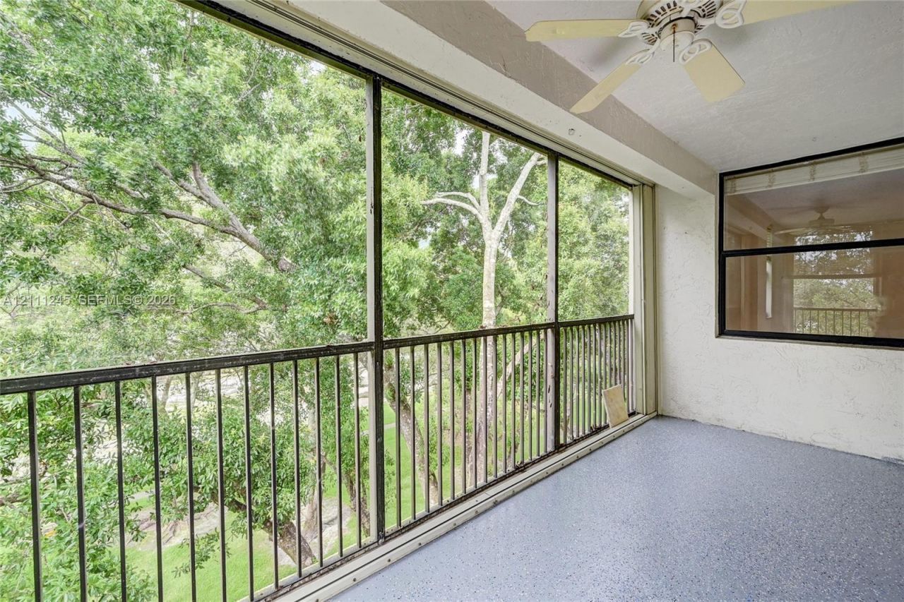 6800 Cypress Rd, Unit 506, Plantation, FL 33317 Photo