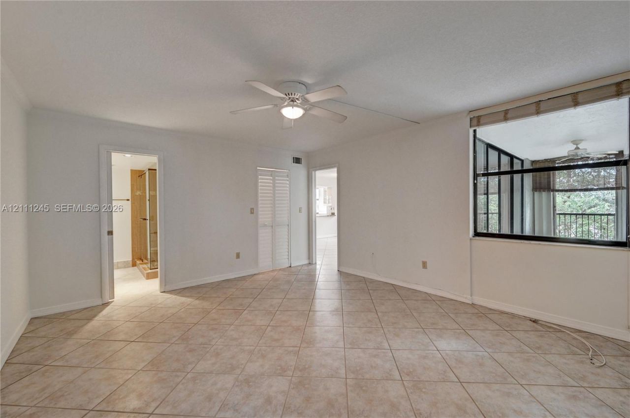 6800 Cypress Rd, Unit 506, Plantation, FL 33317 Photo