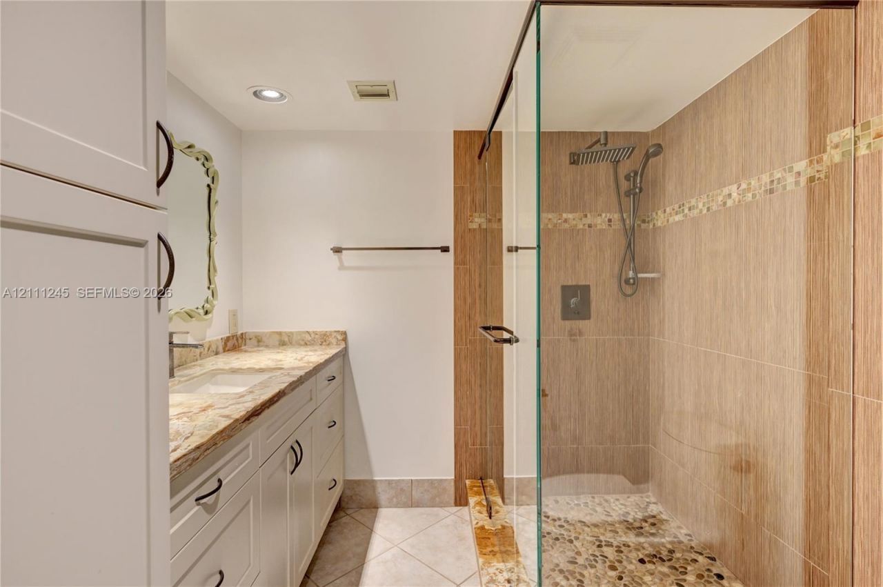 6800 Cypress Rd, Unit 506, Plantation, FL 33317 Photo
