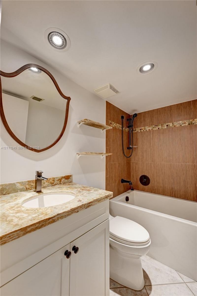6800 Cypress Rd, Unit 506, Plantation, FL 33317 Photo