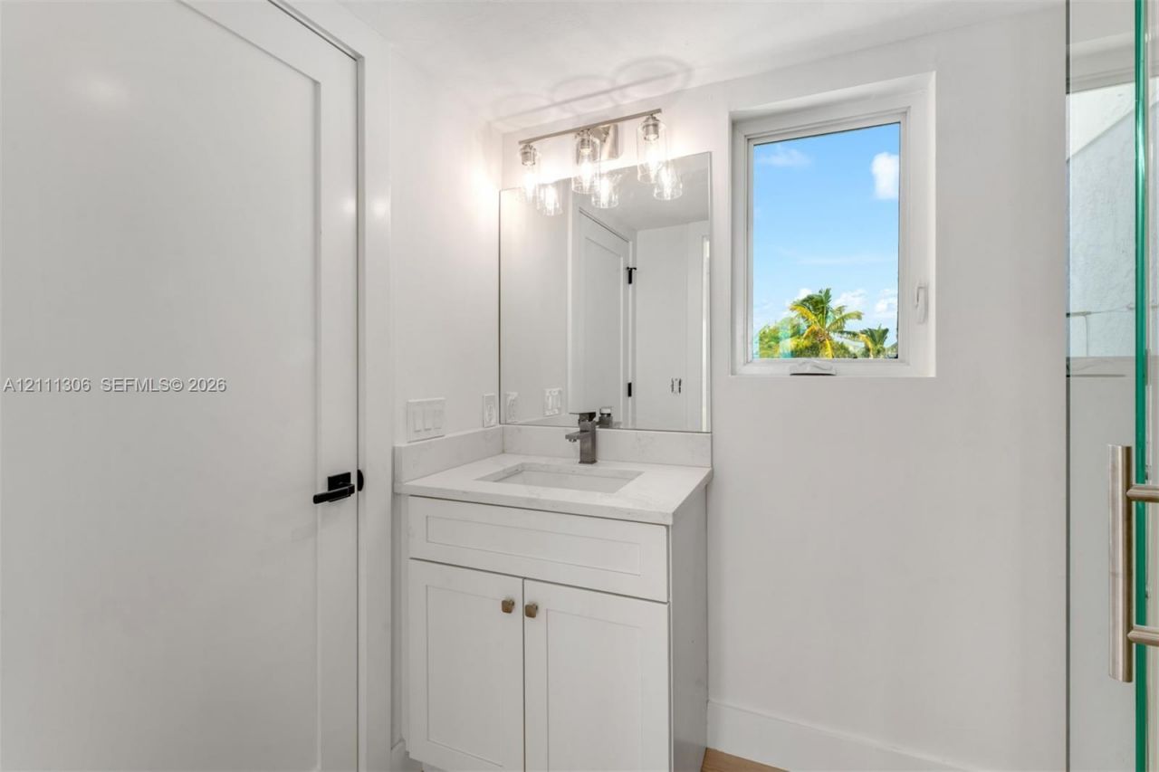 1200 Mockingbird Rd , Key Largo, FL 33037 Photo