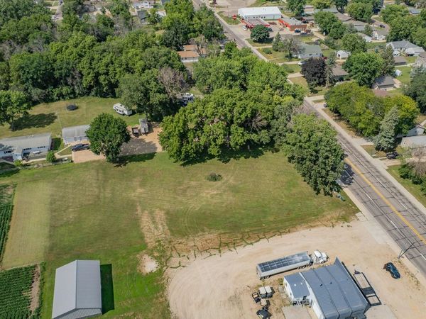 Okoboji Avenue , Milford, IA 51351