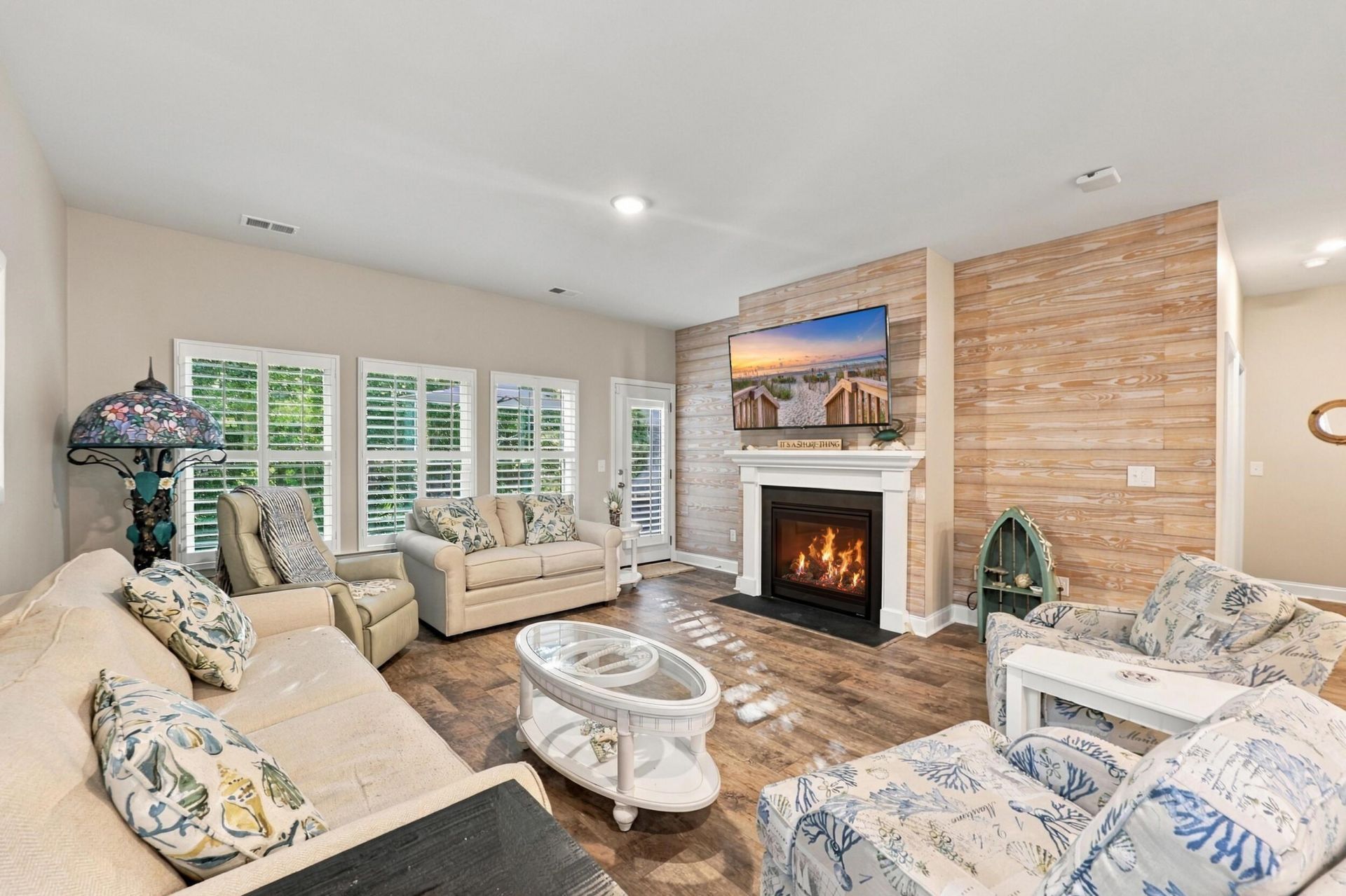 1160 Yorkshire Pkwy. Photo 12
