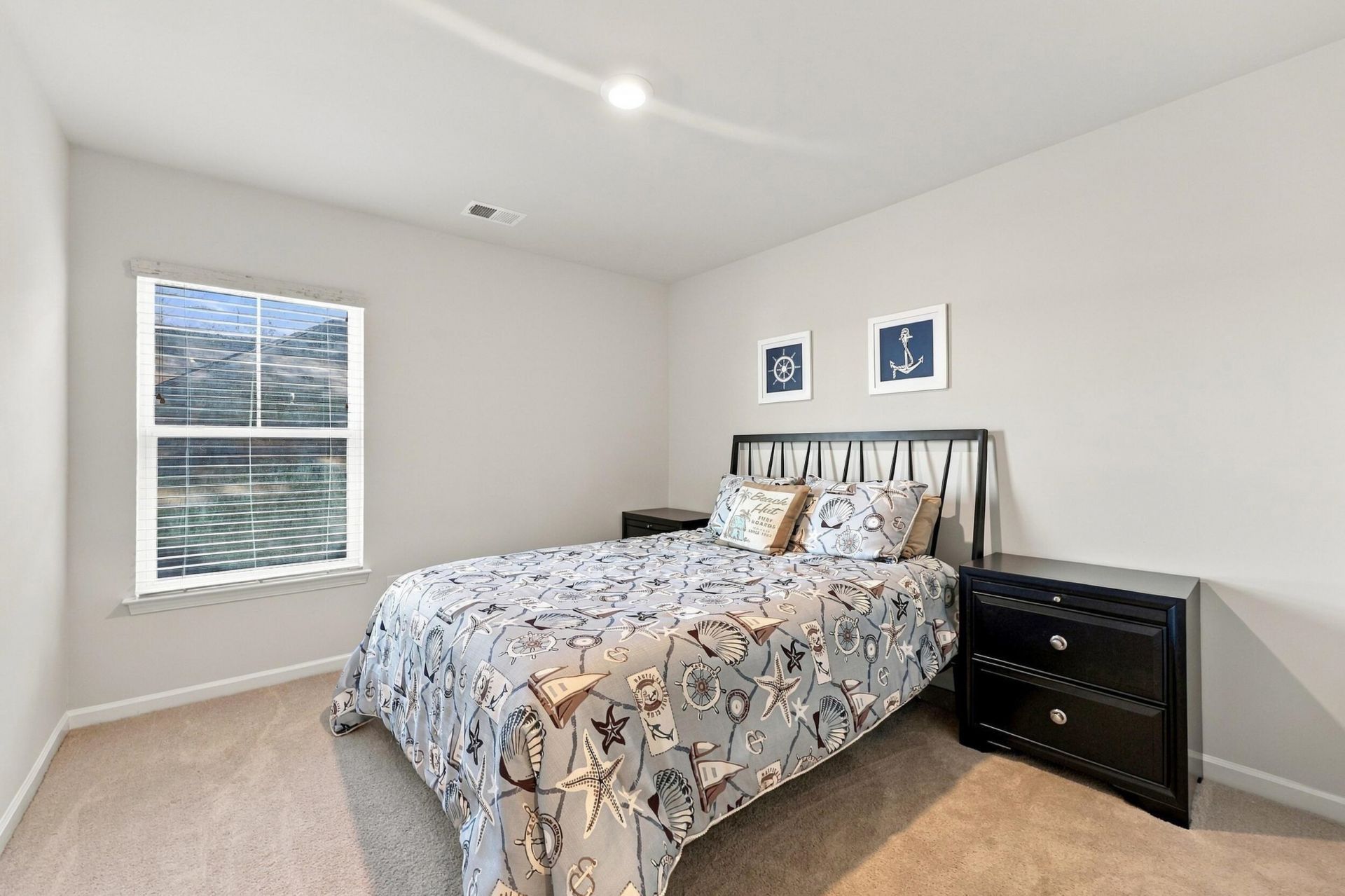 1160 Yorkshire Pkwy. Photo 19