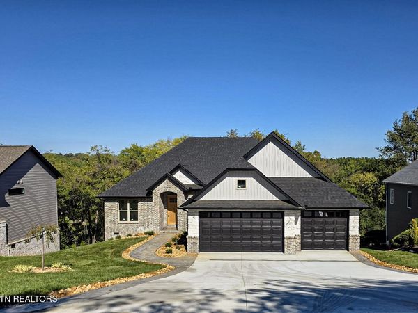 257 Ootsima Way, Loudon, TN 37774