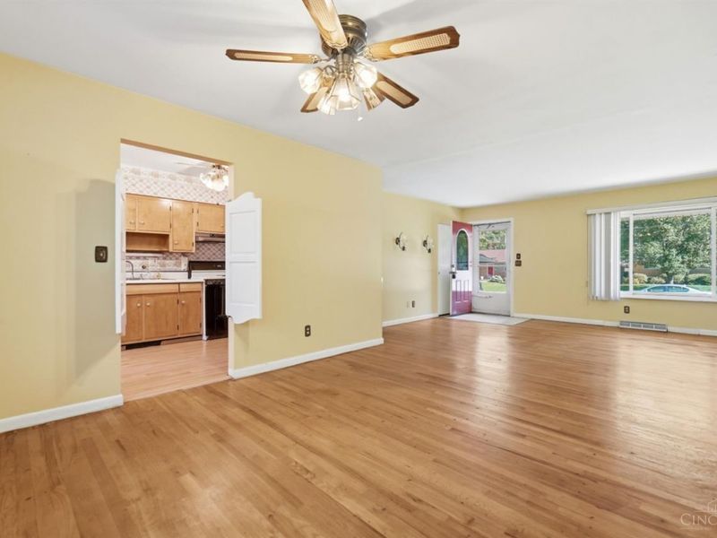 8417 Gamma Court, Cincinnati, OH 45231 Photo 11