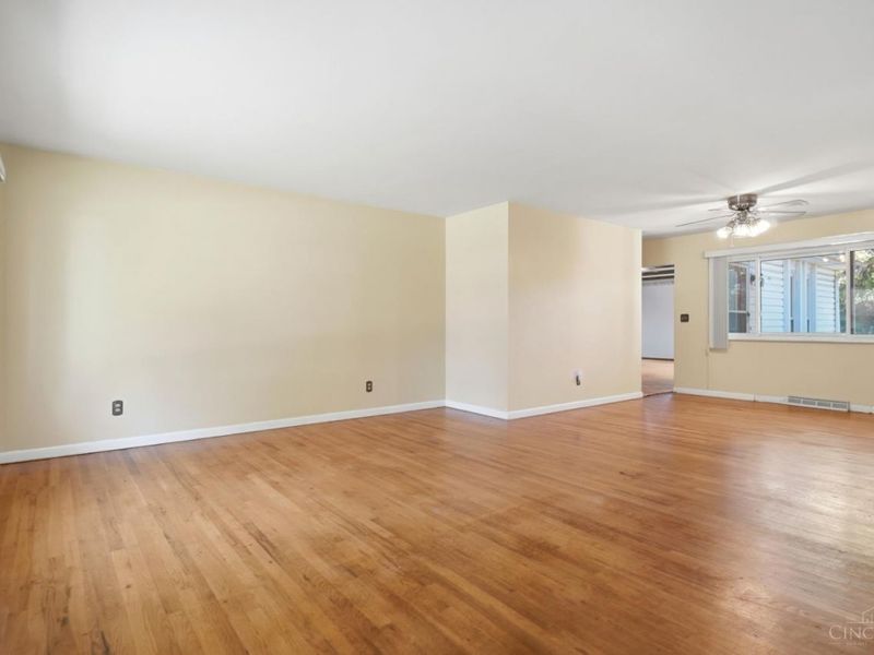 8417 Gamma Court, Cincinnati, OH 45231 Photo 5