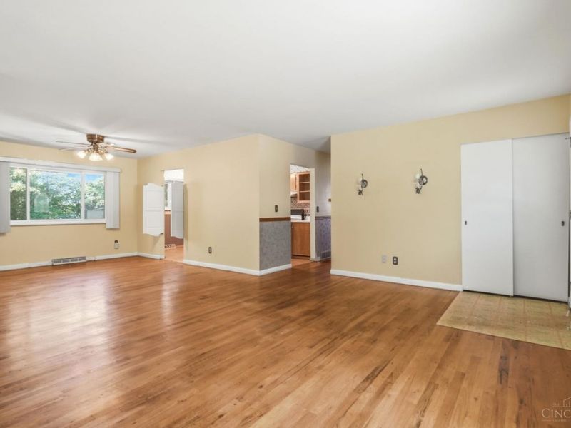 8417 Gamma Court, Cincinnati, OH 45231 Photo 6
