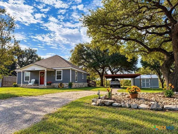 1708 W Main Street , Gatesville, TX 76528