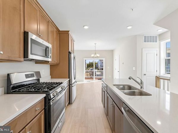 2811 LALEH WAY , UPPER MARLBORO, MD 20774