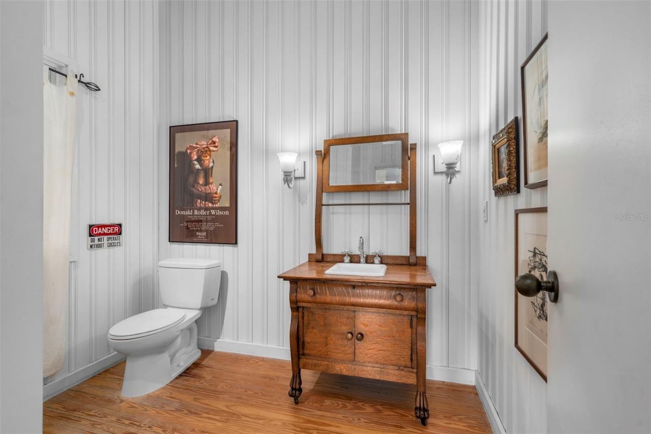 4196 Roberts Point Circle, Sarasota, FL 34242 Photo