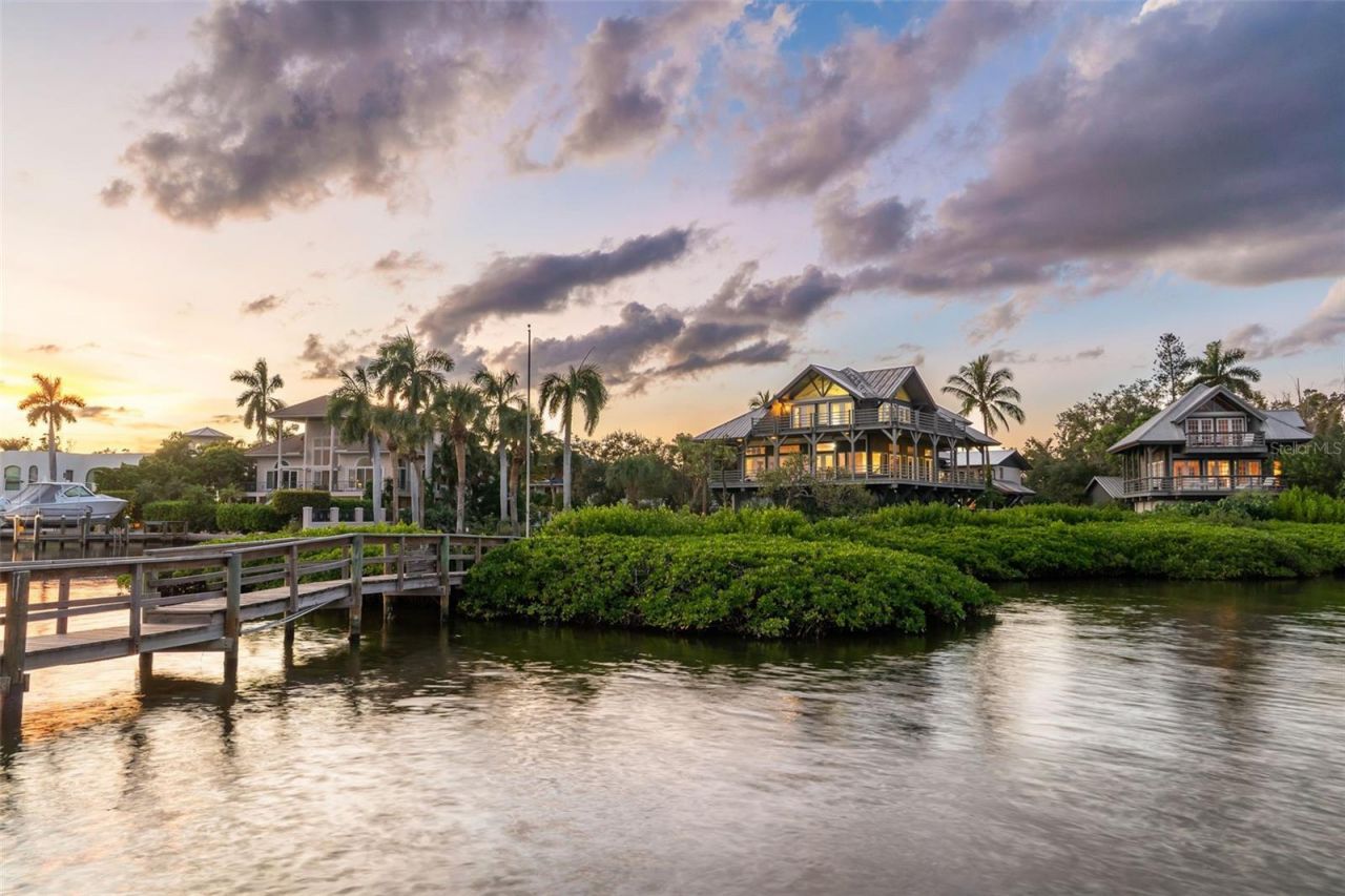 4196 Roberts Point Circle, Sarasota, FL 34242 Photo