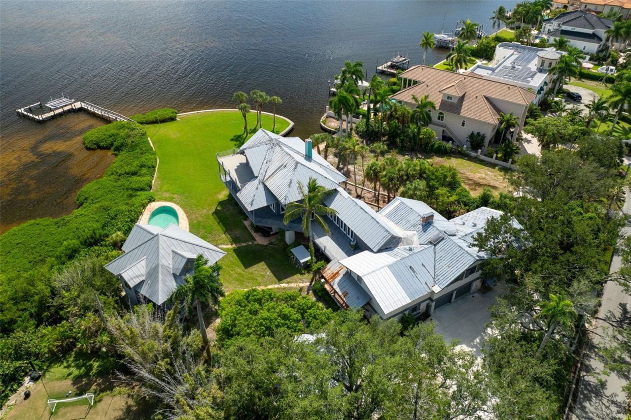 4196 Roberts Point Circle, Sarasota, FL 34242 Photo