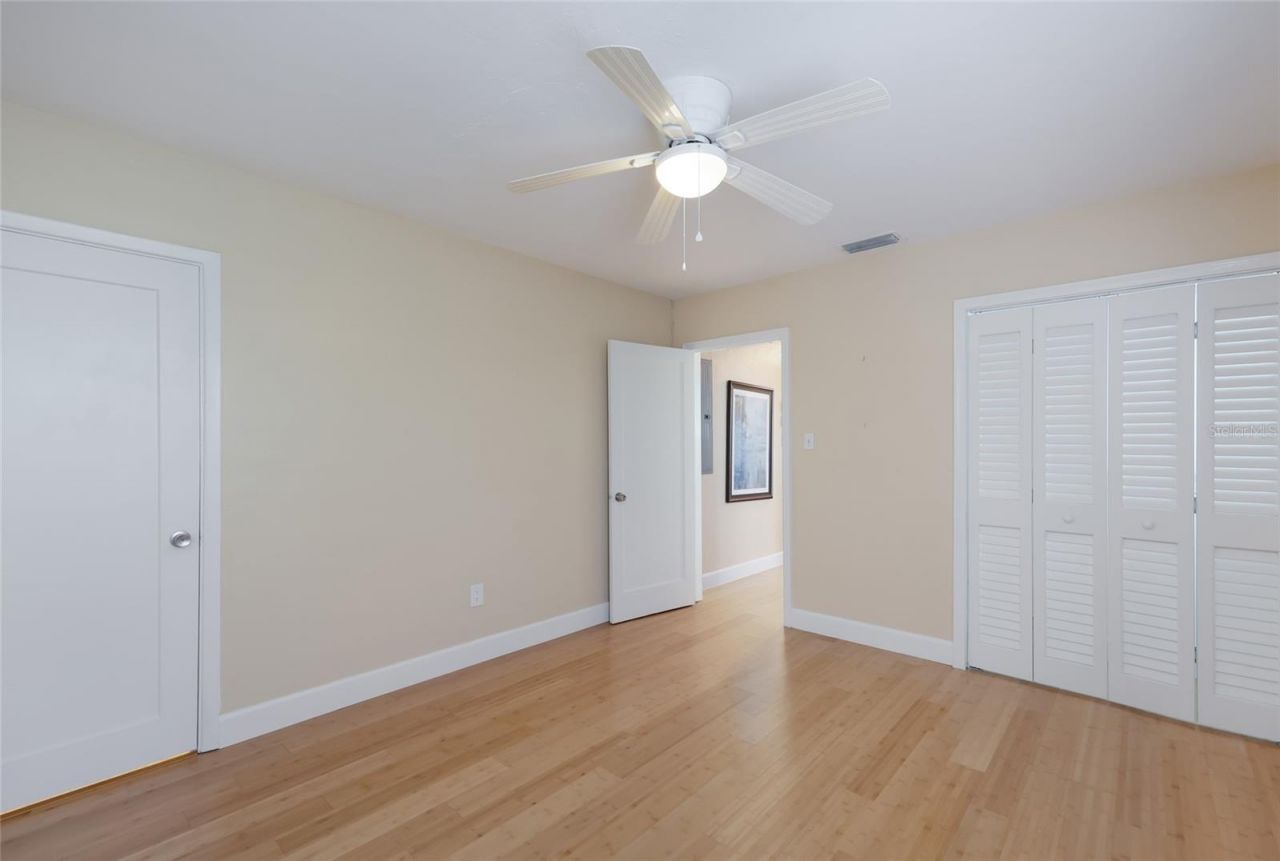 128 S Washington Drive, Sarasota, FL 34236 Photo