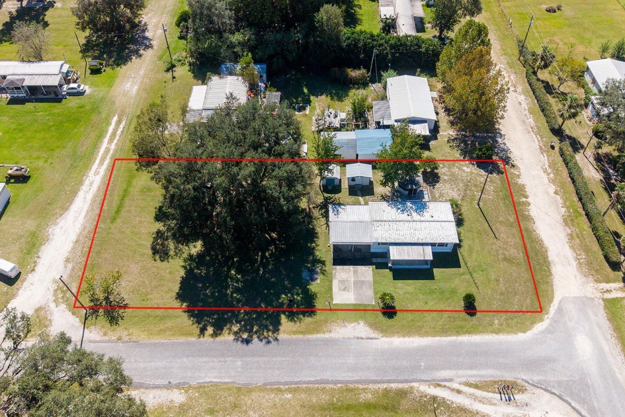 1690 NE 134th Street , Trenton, FL 32693 Photo