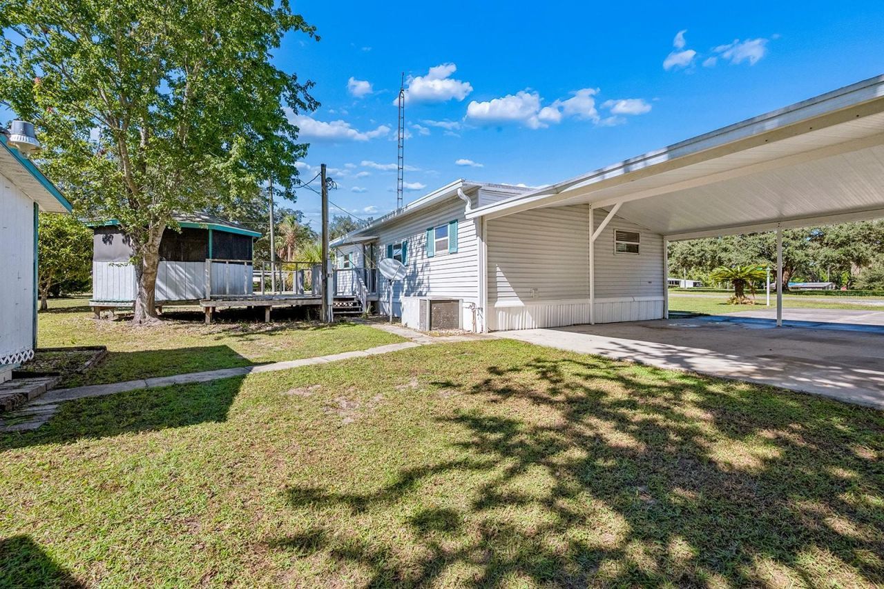 1690 NE 134th Street , Trenton, FL 32693 Photo