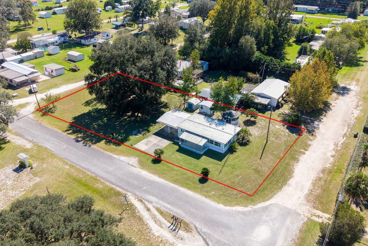 1690 NE 134th Street , Trenton, FL 32693 Photo