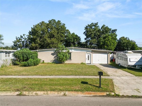 1515 LANCELOT LOOP , TAMPA, FL 33619
