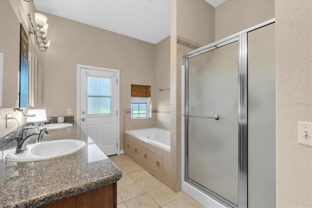 5909 Artesian Ridge Lane, Dover, FL 33527 Photo
