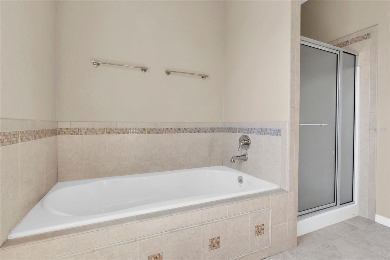 5909 Artesian Ridge Lane, Dover, FL 33527 Photo