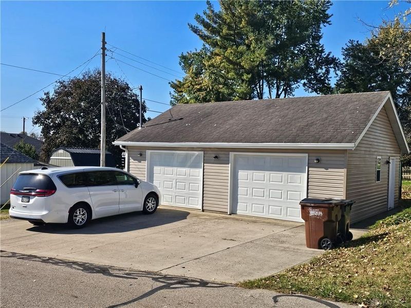 86 E Xenia Street, Jamestown, OH 45335 Photo 2
