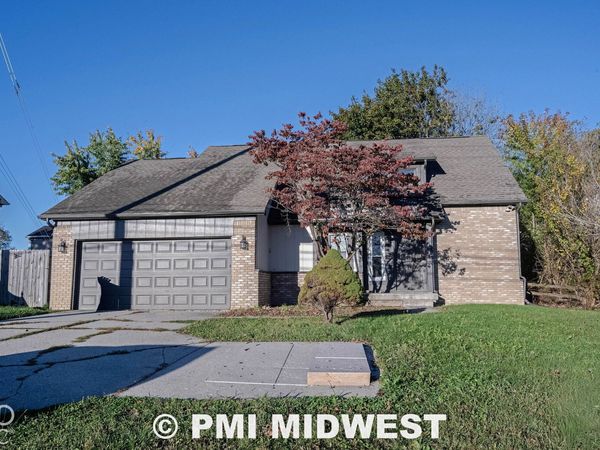 6422 Zionsville Road , Indianapolis, IN 46268