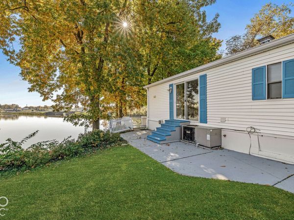 34 Blue Water Drive , Cicero, IN 46034