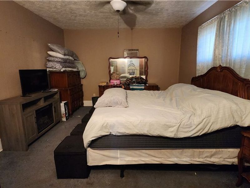 599 E Canal Street, Newcomerstown, OH 43832 Photo 11