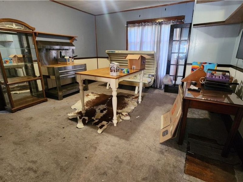 599 E Canal Street, Newcomerstown, OH 43832 Photo 8