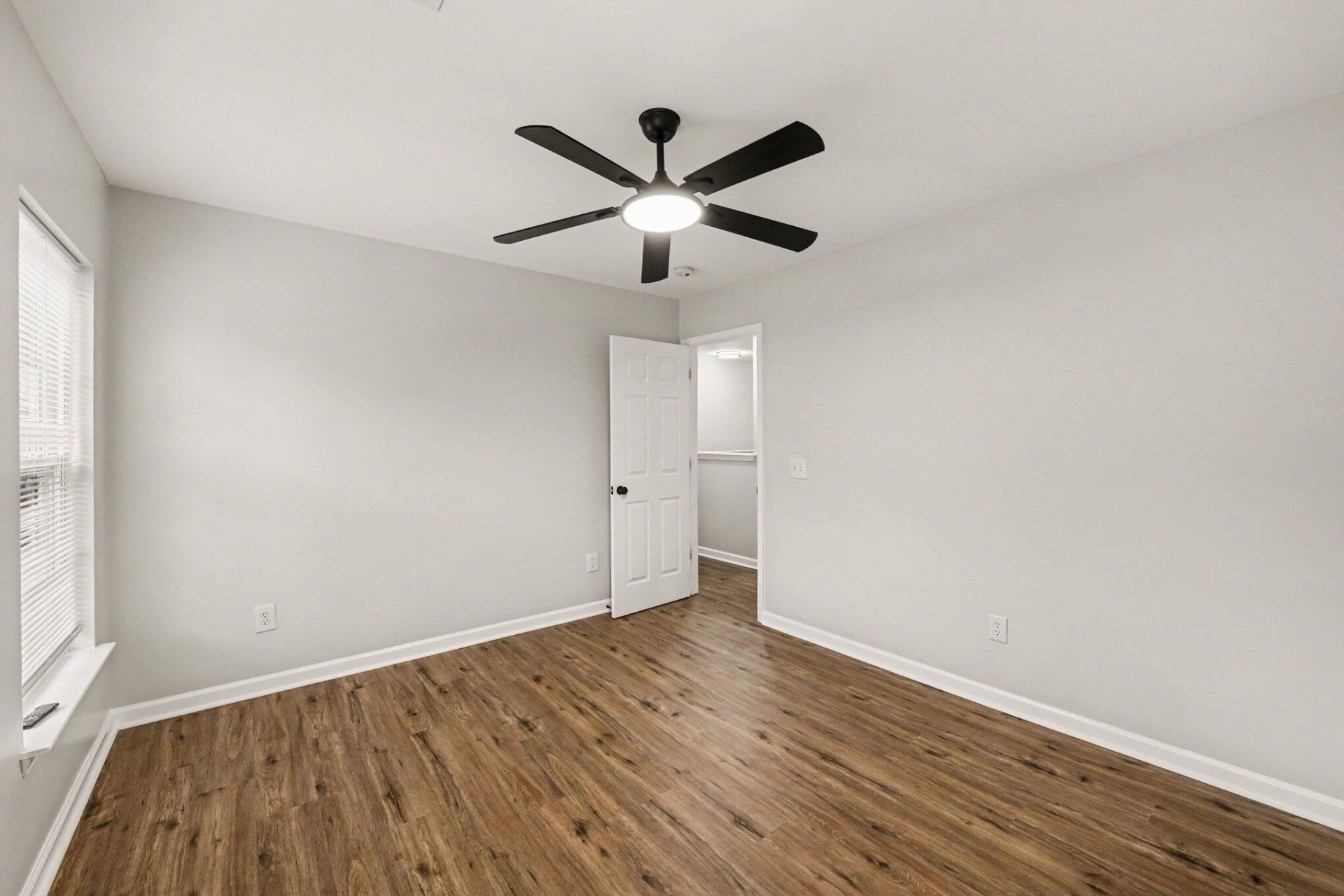 1005 Briar Rose Lane Photo 14