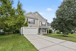 1005 Briar Rose Lane photo 4