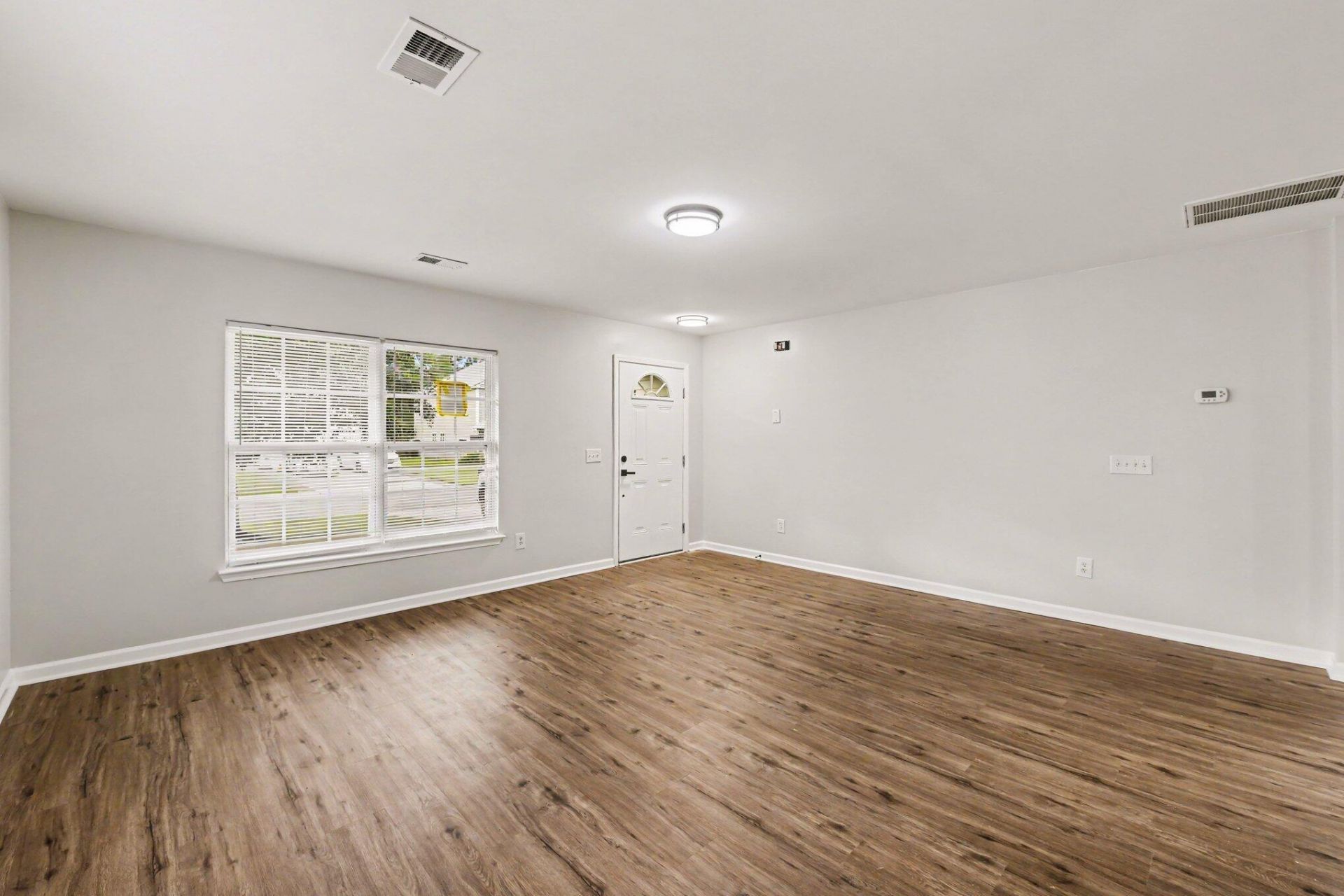 1005 Briar Rose Lane Photo 24