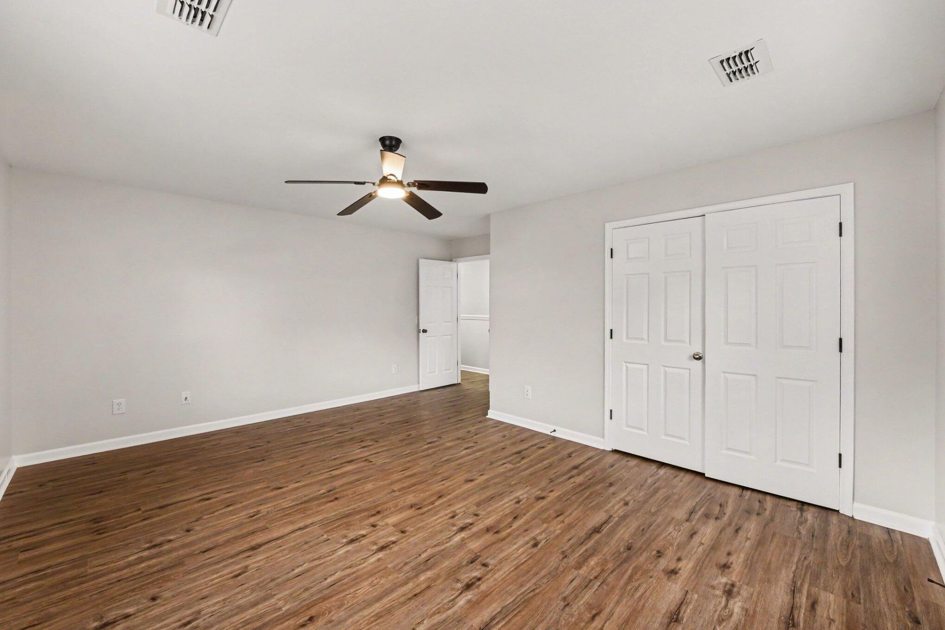 1005 Briar Rose Lane Photo 28