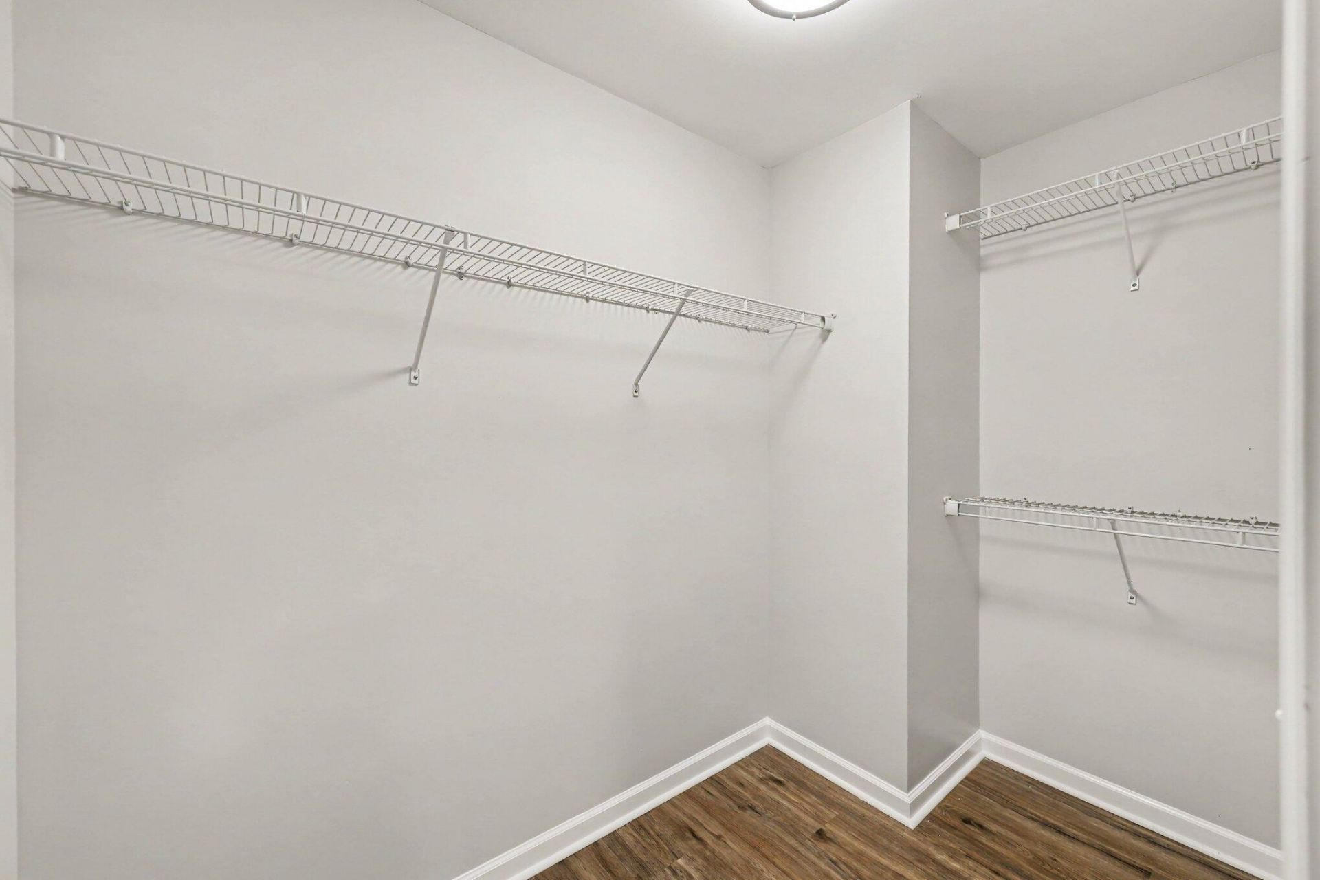 1005 Briar Rose Lane Photo 32