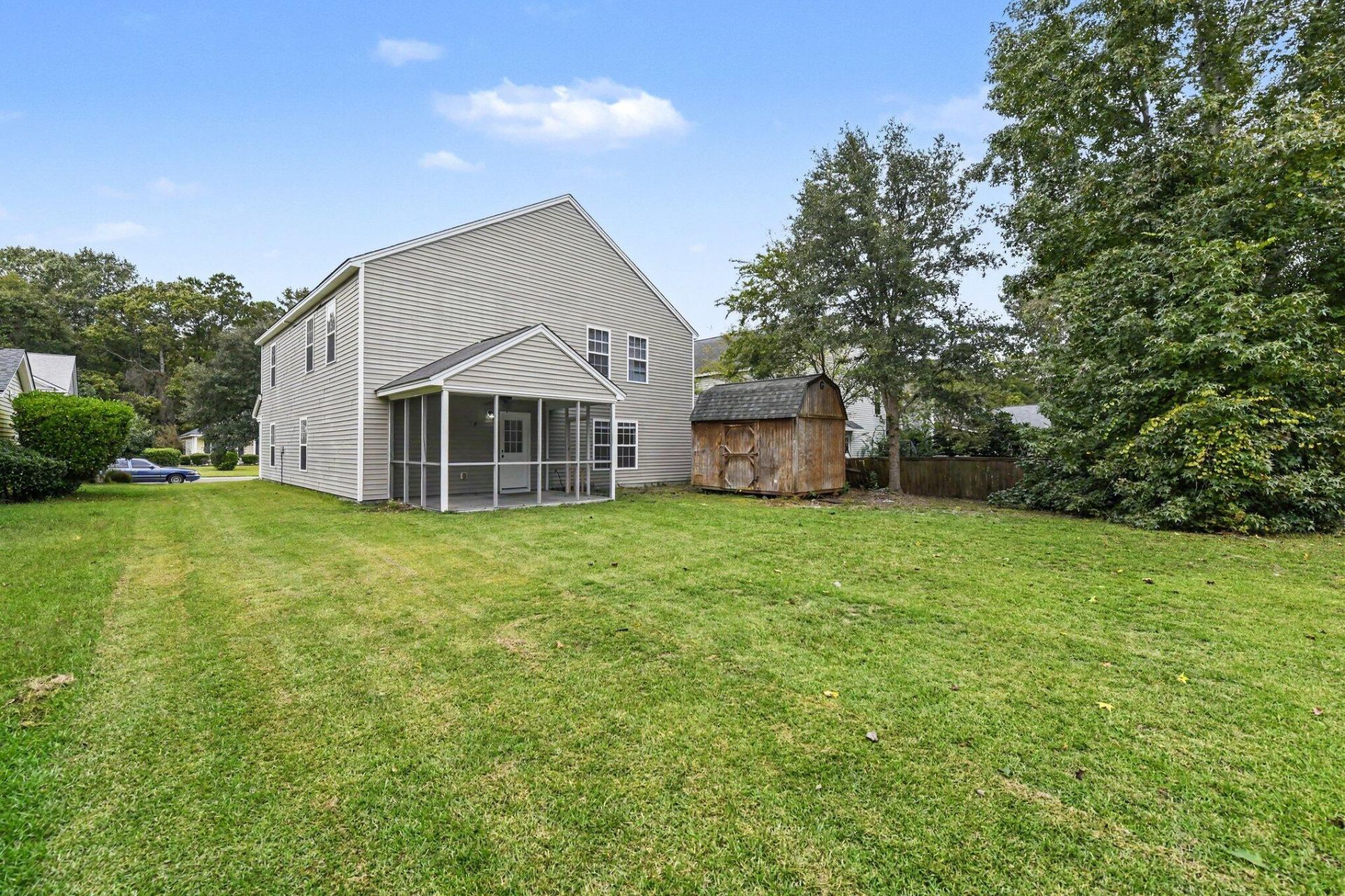 1005 Briar Rose Lane Photo 37