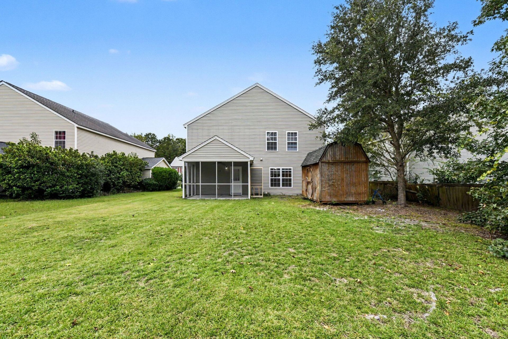 1005 Briar Rose Lane Photo 38