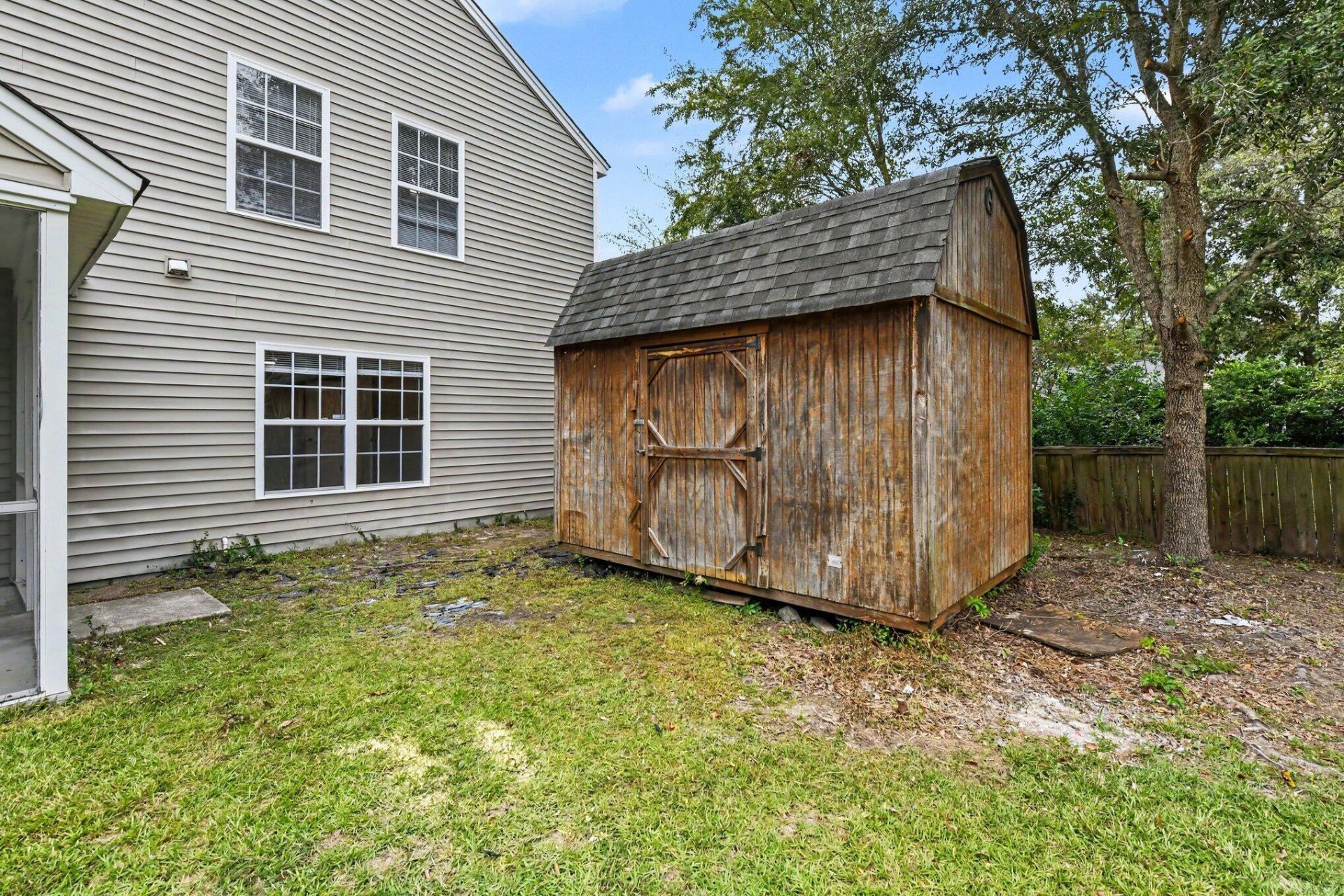 1005 Briar Rose Lane Photo 39
