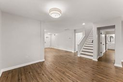 1005 Briar Rose Lane photo 4