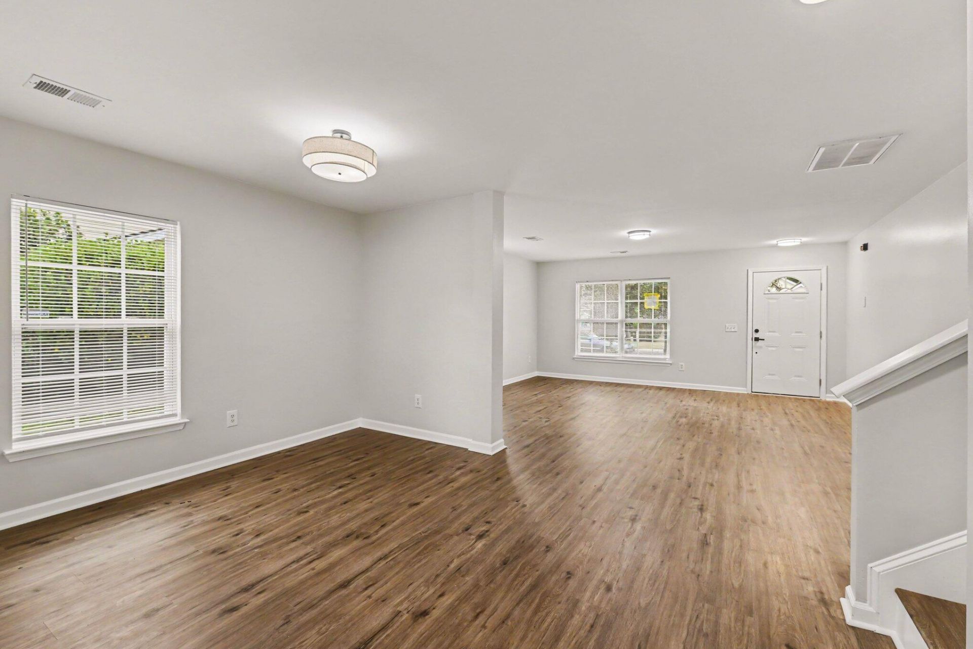 1005 Briar Rose Lane Photo 6