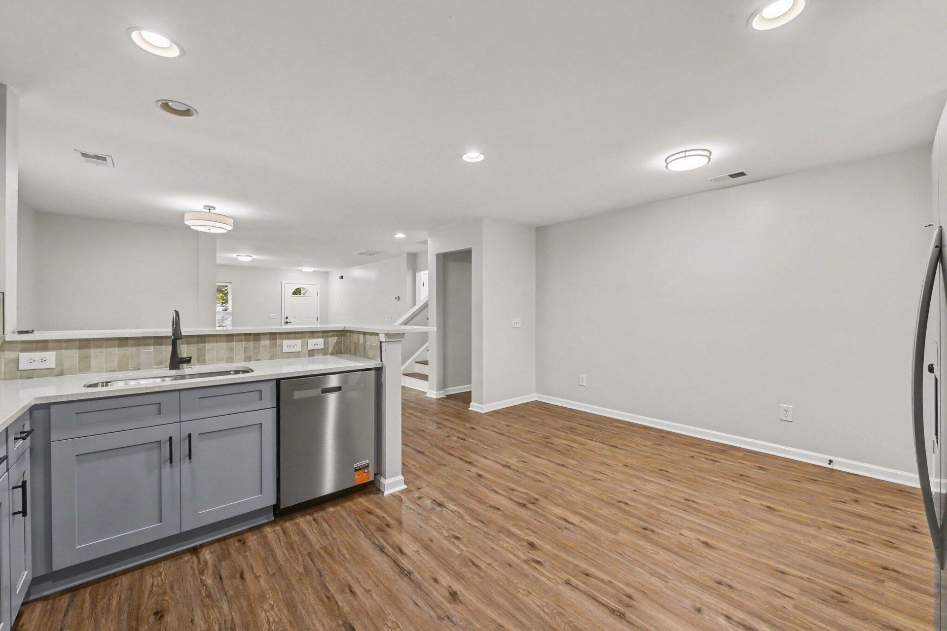 1005 Briar Rose Lane Photo 7