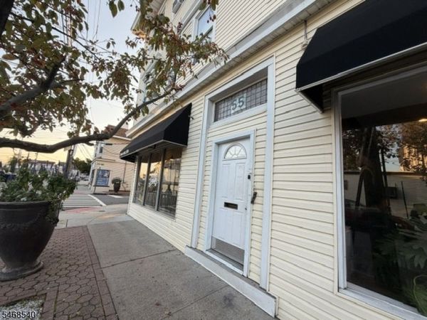 55 Kingsley St, Unit 2R, West Orange, NJ 07052