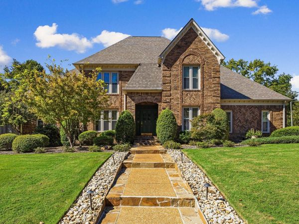 2915 BELGRAVE DR, Germantown, TN 38138