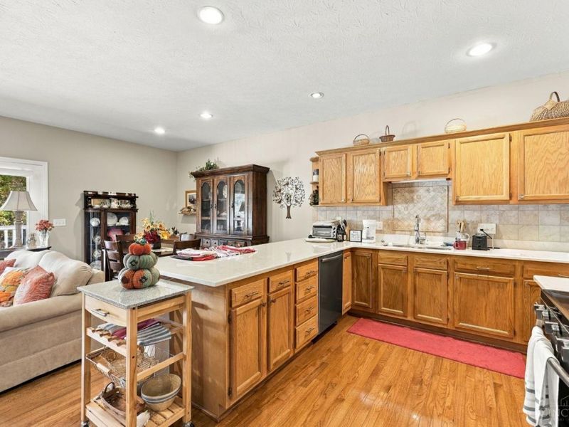 5772 St James Place, Green Township, OH 45239 Photo 12